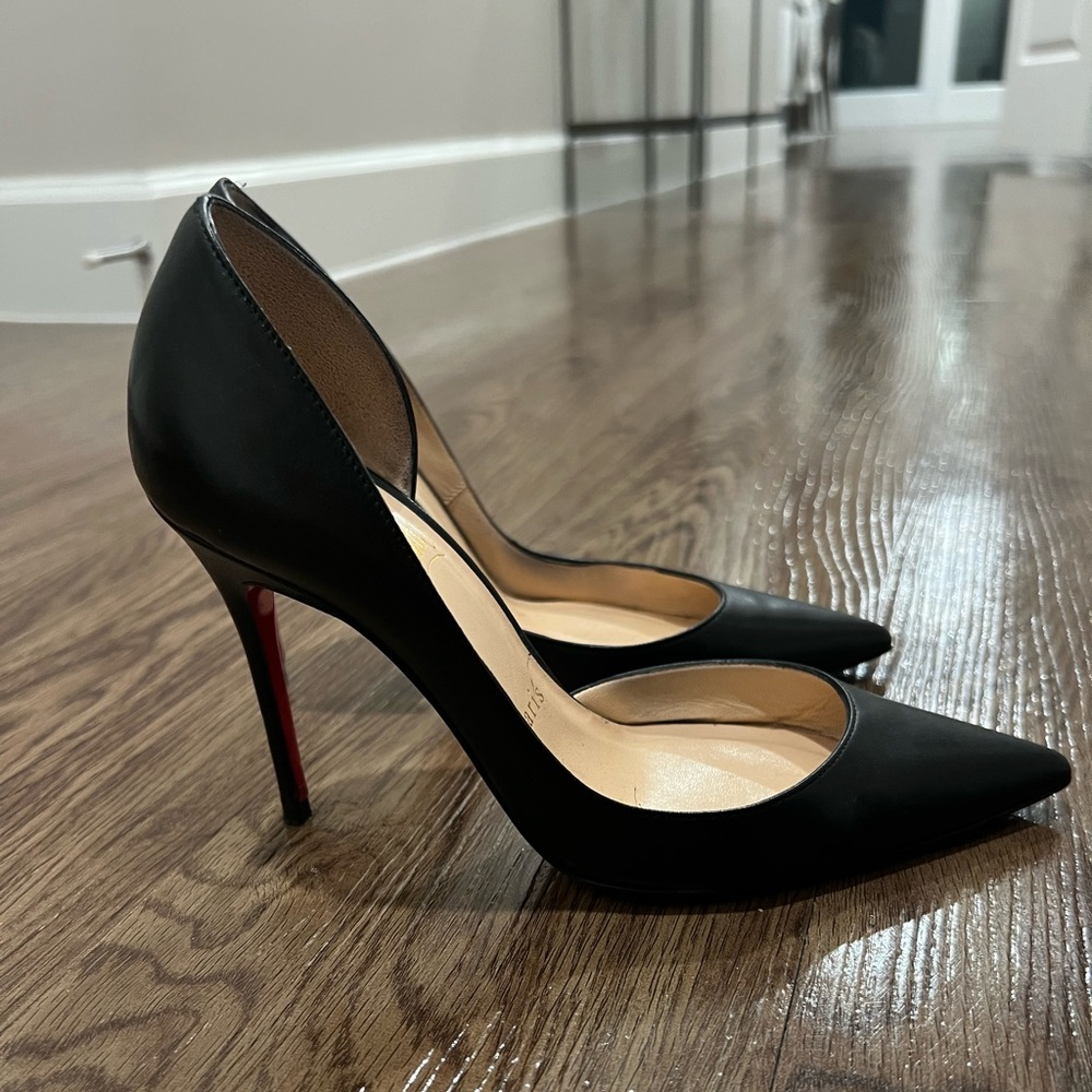 Christian Louboutin Black Leather Pointed Toe Pumps with Red Soles